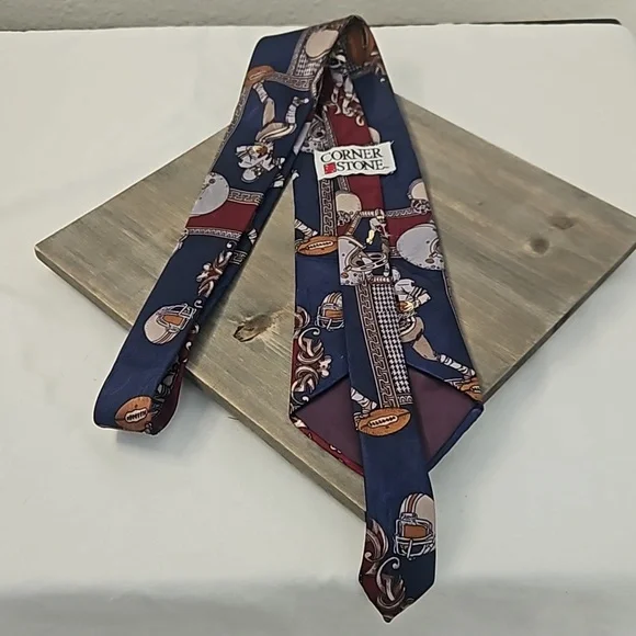Cornerstone Vintage Football Tie. - Picture 3 of 8